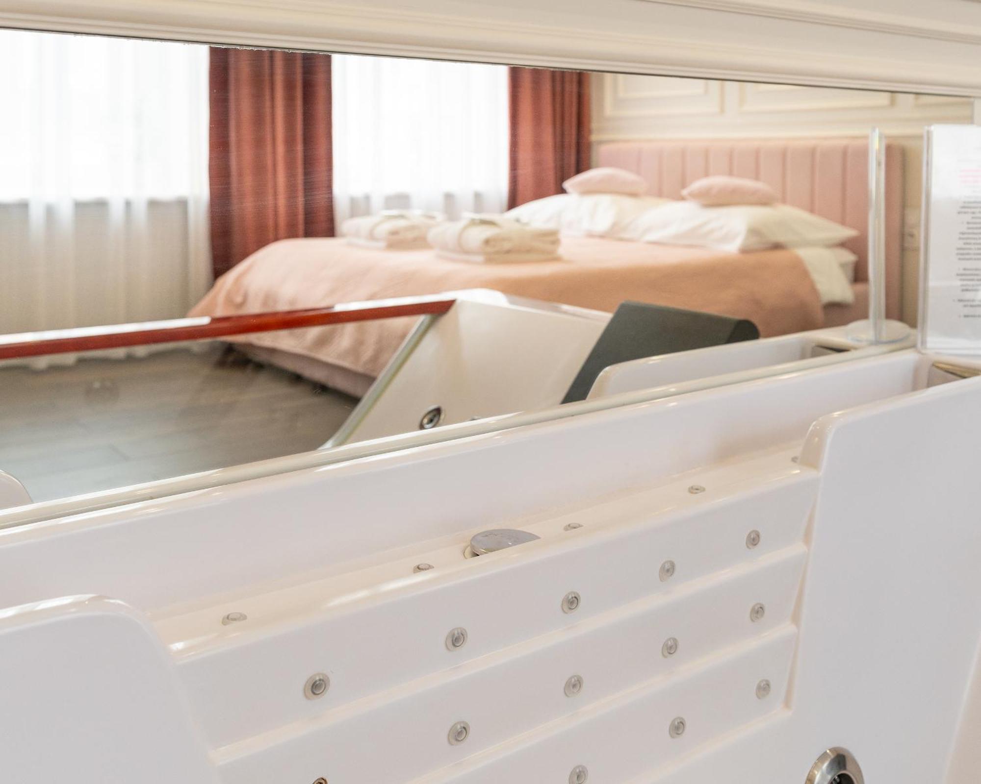 Apartament Glamour Prywatne Jacuzzi Starowislna קרקוב מראה חיצוני תמונה